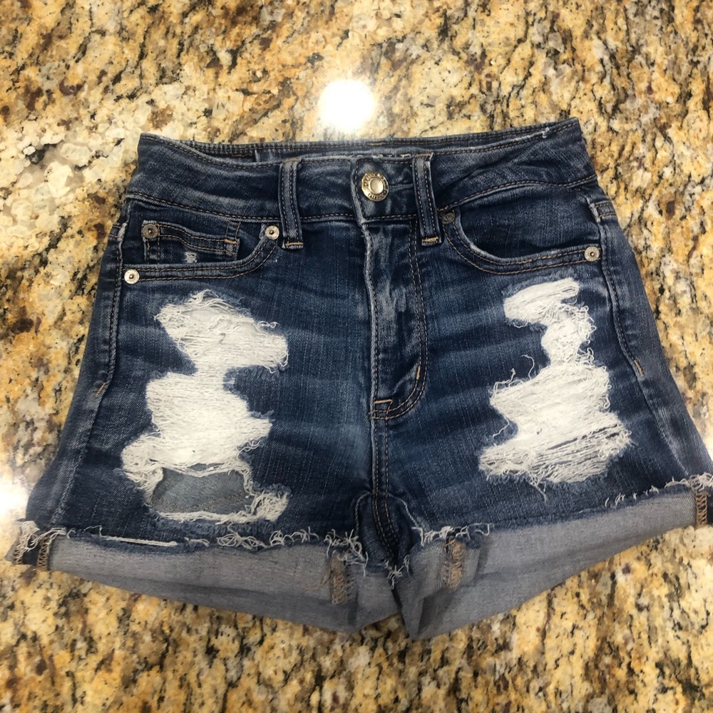 American Eagle ripped shorts // Size 00